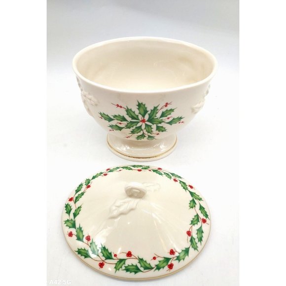 Lenox Holiday Covered Candy Dish Ivory Pedestal Bowl Holly Leaf Raised Details - Picture 3 of 7